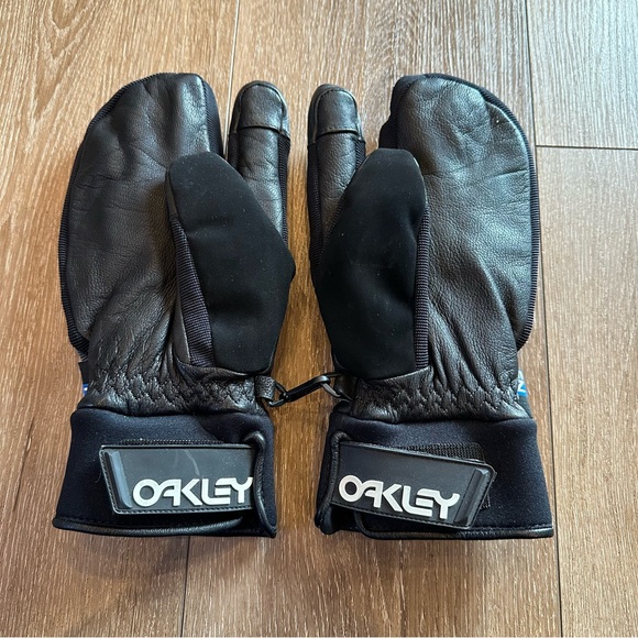 Oakley goatskin leather Factory trigger mitten size small black - Picture 2 of 4